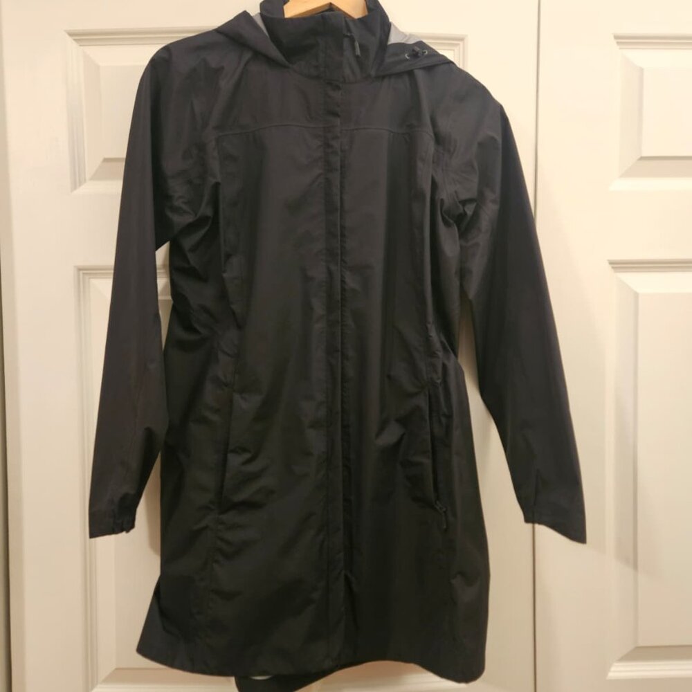 Patagonia Torrentshell Rain Parka -- Size S